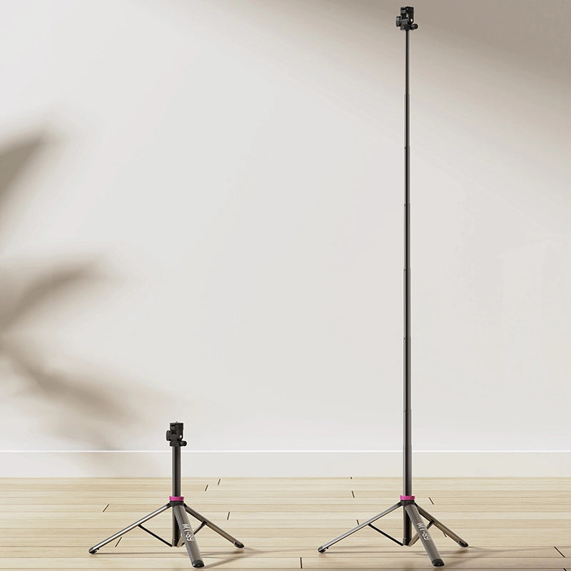 8-section extension pole allows you to capture shots from various angles and perspectives.