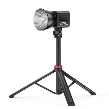 portable photography light stand with easy maneuverability